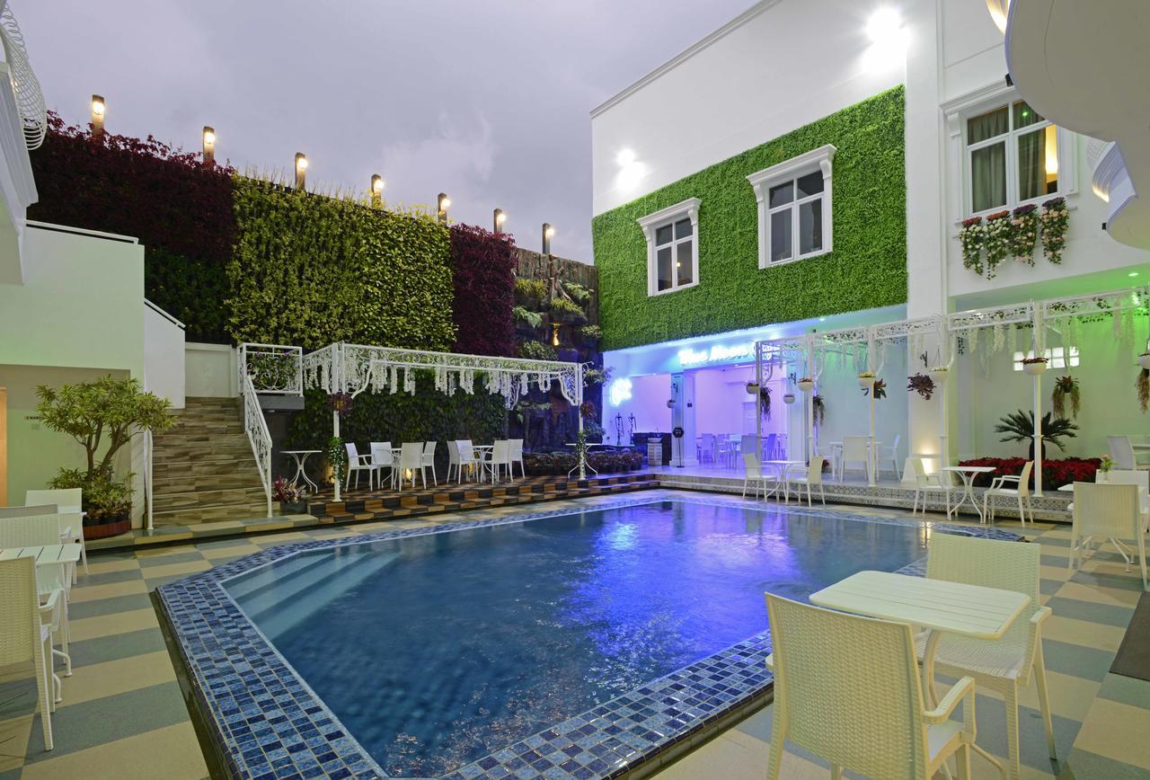 Sahira Butik Pakuan Syariah Hotel Bogor Exterior foto