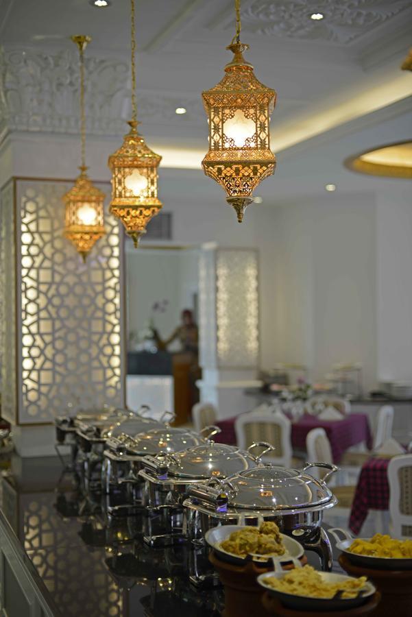 Sahira Butik Pakuan Syariah Hotel Bogor Exterior foto